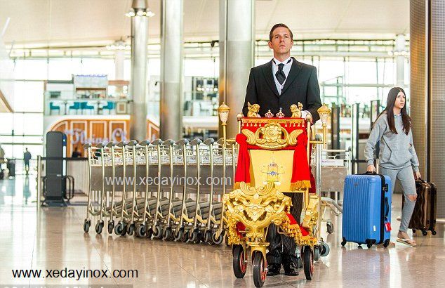 xe đẩy hành lý sân bay inox tinta làm bằng inox vàng dùng cho khách VIP